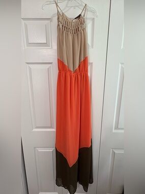 My Michelle Women's Maxi Dress. Size L. NWT
